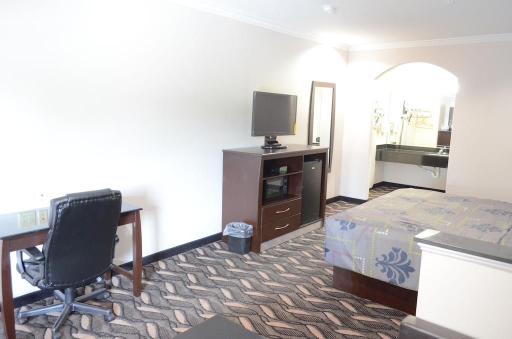 Palace Inn Sam Houston Race Park Habitación foto